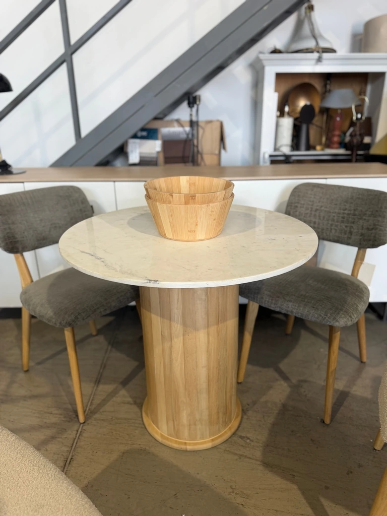 krugla_trapezna_masa_mebel_2