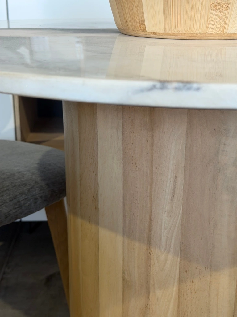 krugla_trapezna_masa_mebel_4